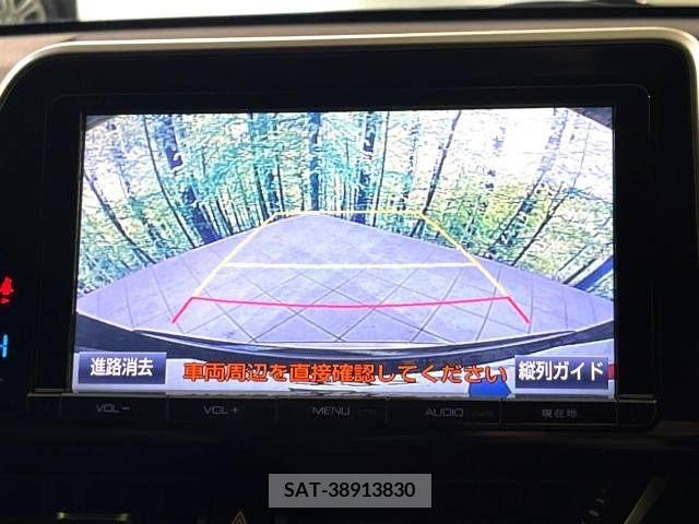 Toyota C-HR 2017-04 335982-4