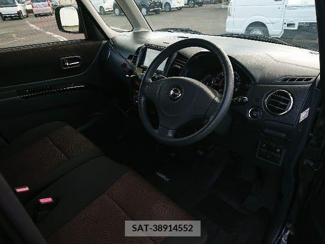 Nissan ROOX 2013-04 206699-9