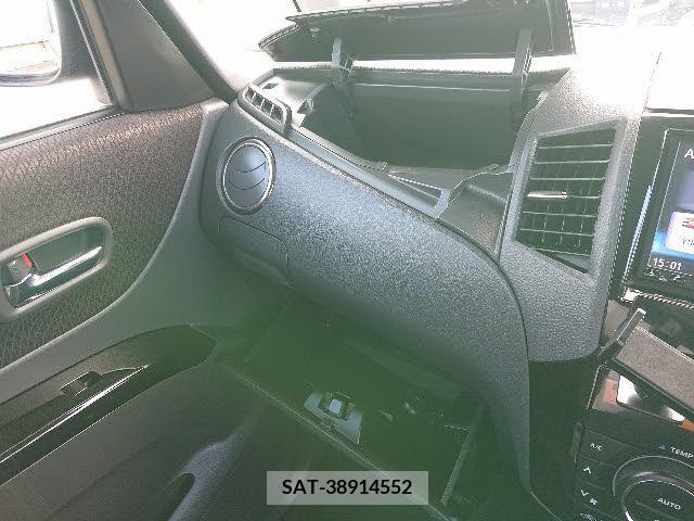 Nissan ROOX 2013-04 206699-5