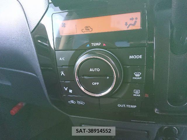 Nissan ROOX 2013-04 206699-14