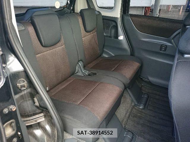 Nissan ROOX 2013-04 206699-3
