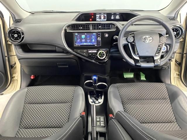 Toyota AQUA 2017-09 16030-1