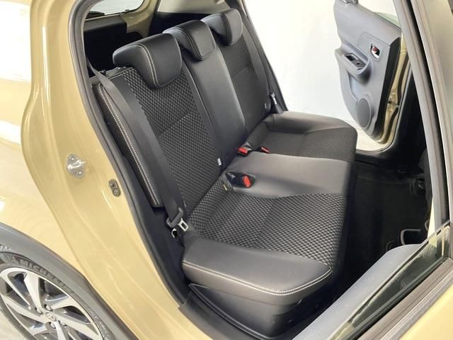 Toyota AQUA 2017-09 16030-8