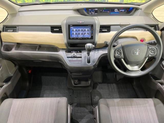 Honda FREED 2018-03 182736-1