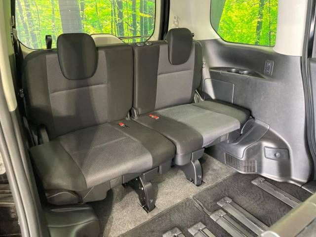 Nissan SERENA 2020-12 192624-13