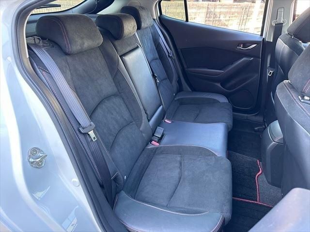 Mazda AXELA SPORT 2015-01 190053-20