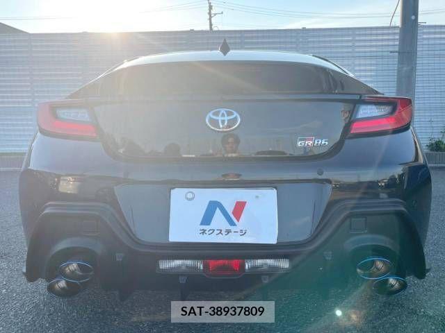 Toyota 86 2022-10 343553-15