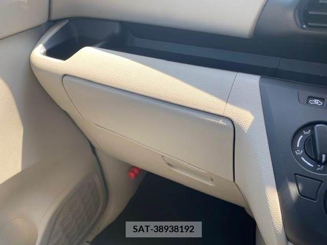 Nissan ROOX 2022-08 393774-26