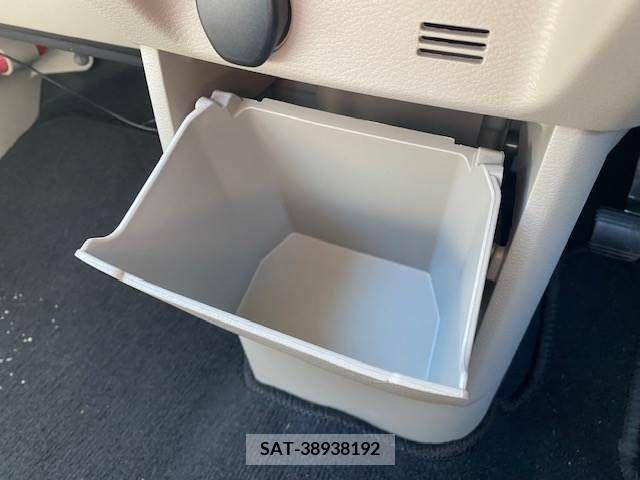 Nissan ROOX 2022-08 393774-25