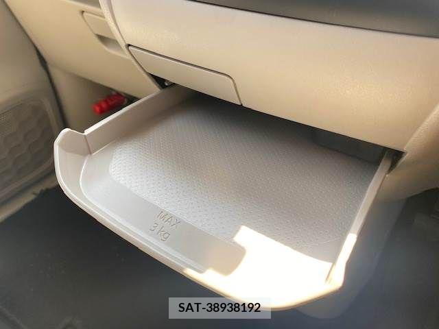 Nissan ROOX 2022-08 393774-21