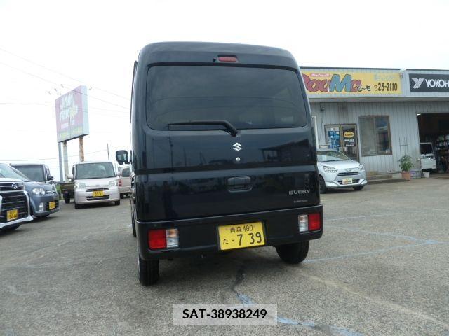 Suzuki EVERY 2023-04 329407-1