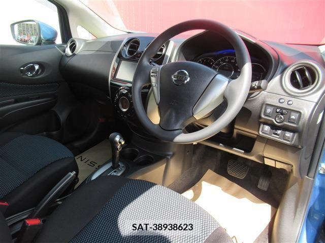 Nissan NOTE 2015-12 327274-21