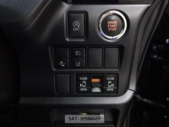 Toyota VOXY 2018-01 288996-11