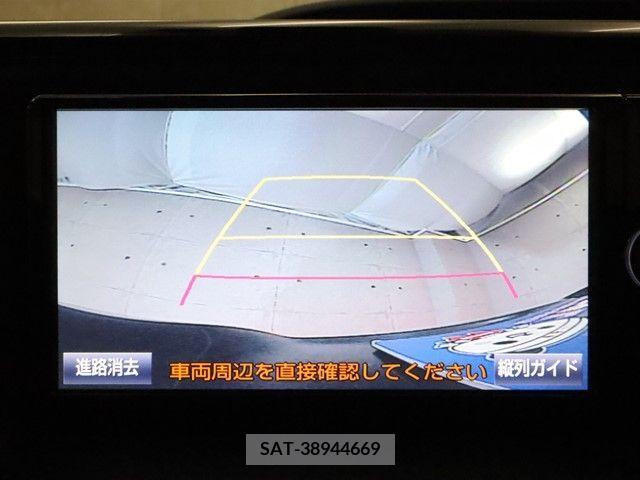 Toyota VOXY 2018-01 288996-15