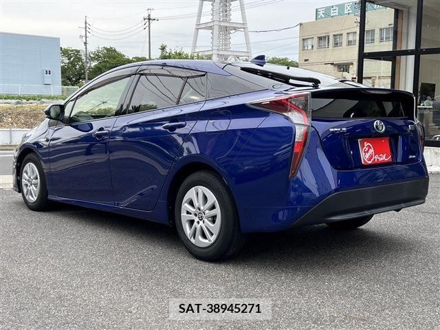 Toyota PRIUS 2016-08 322340-3