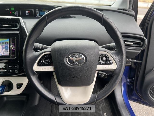 Toyota PRIUS 2016-08 322340-9