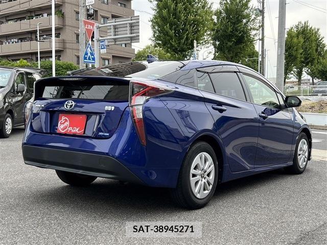 Toyota PRIUS 2016-08 322340-2