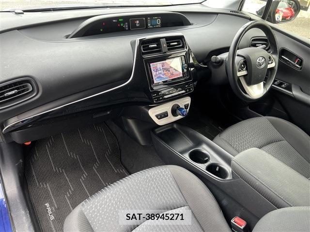 Toyota PRIUS 2016-08 322340-17