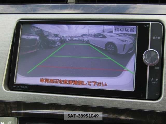 Toyota PRIUS 2012-11 211198-11