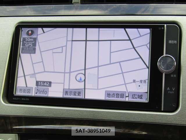 Toyota PRIUS 2012-11 211198-10