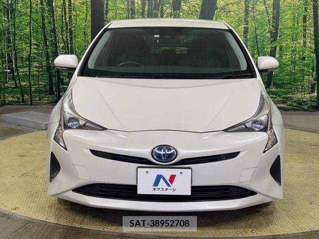 Toyota PRIUS 2016-01 219941-14