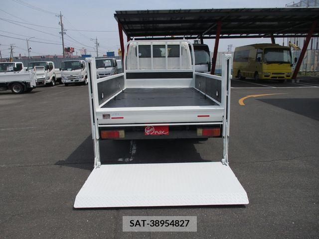Hino DUTRO 2013-11 296714-8