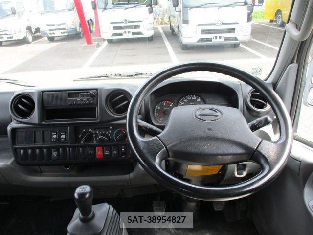 Hino DUTRO 2013-11 296714-12