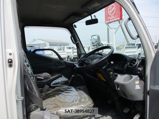 Hino DUTRO 2013-11 296714-13