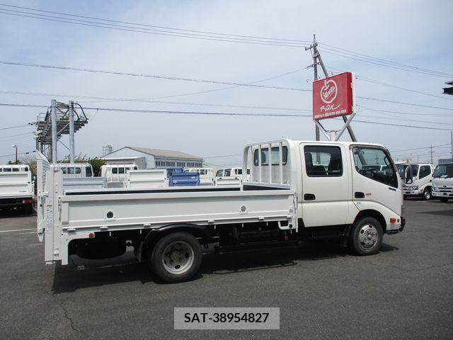 Hino DUTRO 2013-11 296714-6