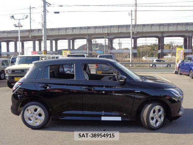 Suzuki SWIFT 2024-03 237456-3