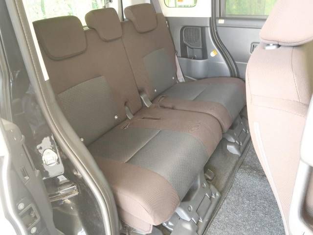 Toyota ROOMY 2023-05 18475-9