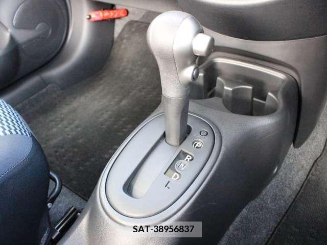 Nissan MARCH 2014-01 225093-14