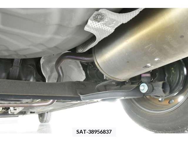 Nissan MARCH 2014-01 225093-9