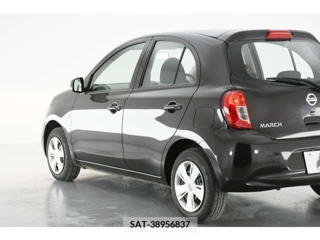 Nissan MARCH 2014-01 225093-7