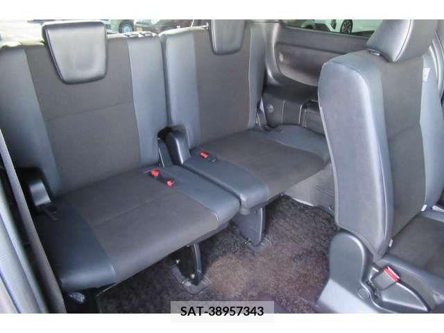 Toyota NOAH 2021-05 214069-18