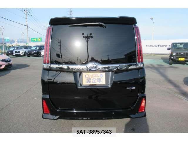 Toyota NOAH 2021-05 214069-4
