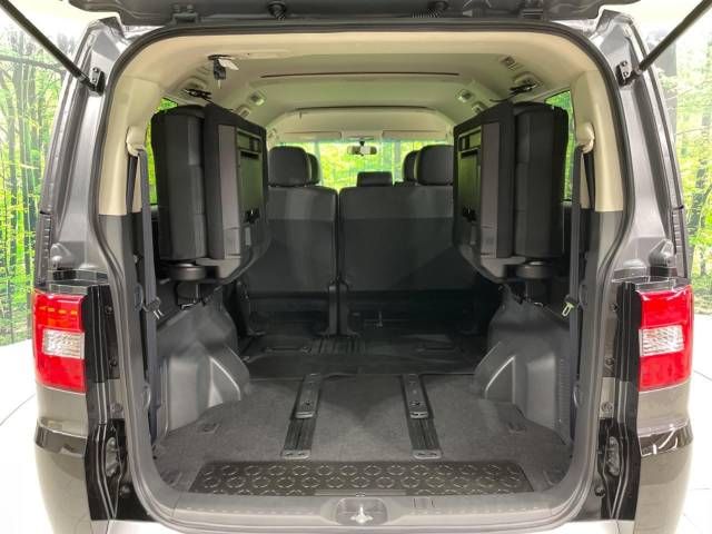 Mitsubishi DELICA D5 2019-01 13571-12