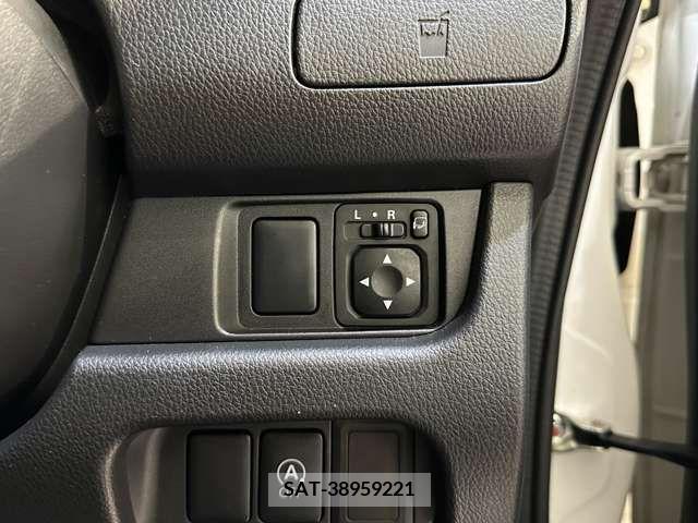 Mitsubishi EK CUSTOM 2014-03 327412-11