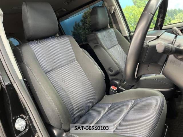 Toyota VOXY 2015-10 321454-7