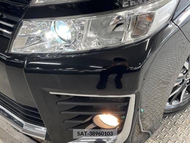 Toyota VOXY 2015-10 321454-12