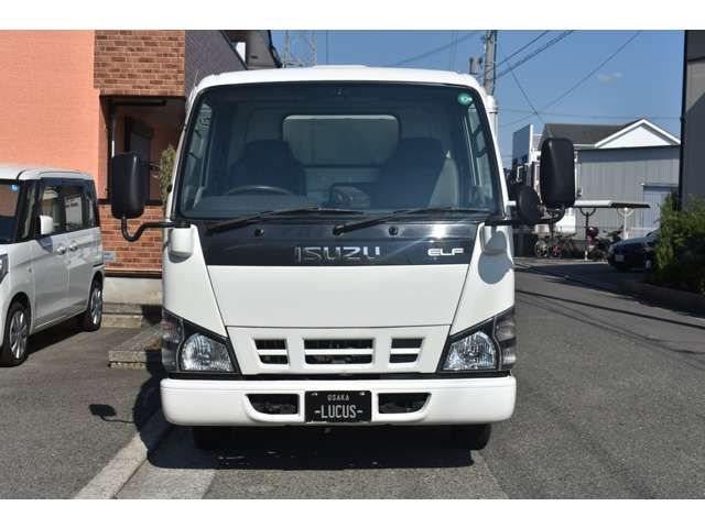 Isuzu ELF TRUCK 2005-01 8773-5