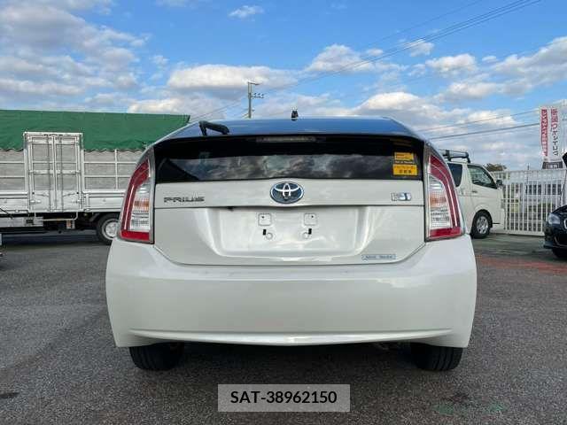 Toyota PRIUS 2012-02 256801-6