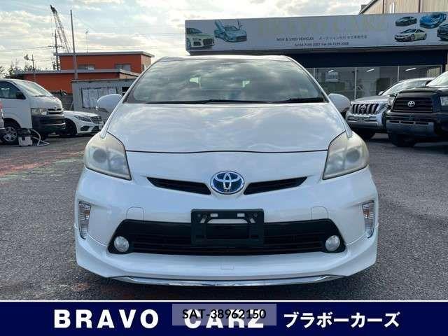 Toyota PRIUS 2012-02 256801-1