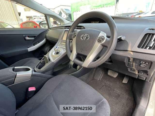 Toyota PRIUS 2012-02 256801-12