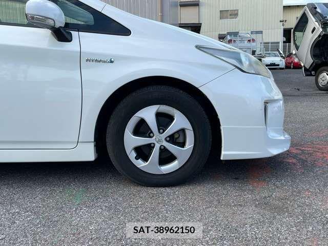 Toyota PRIUS 2012-02 256801-9