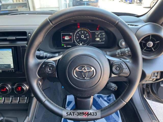 Toyota 86 2023-04 350699-8
