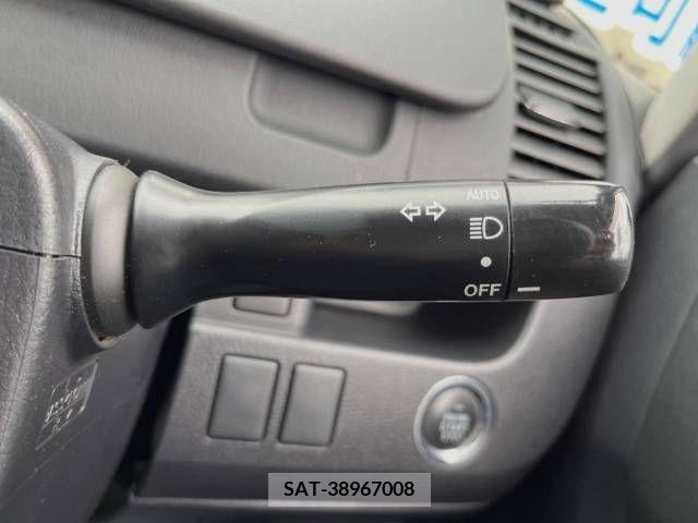 Toyota VOXY 2011-02 321333-8