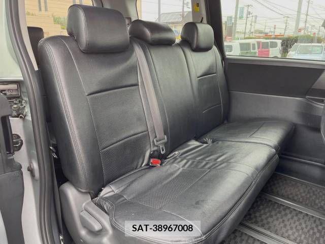 Toyota VOXY 2011-02 321333-10