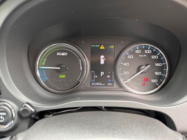 Mitsubishi OUTLANDER PHEV 2017-11 3509-15