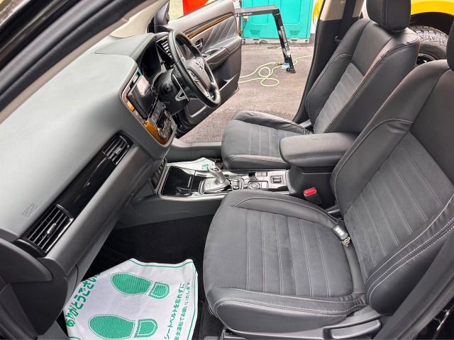 Mitsubishi OUTLANDER PHEV 2017-11 3509-14